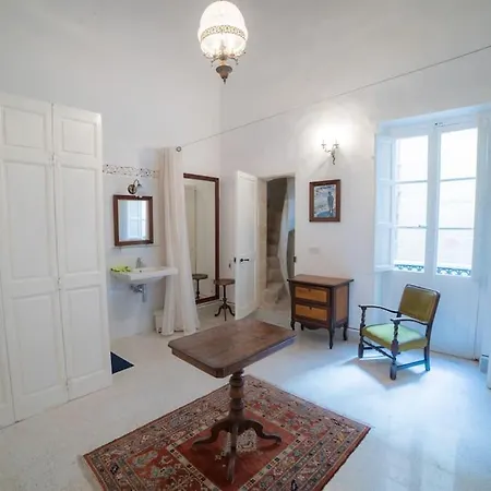 Ht2- Heritage Treasure By Vallettastay 아파트